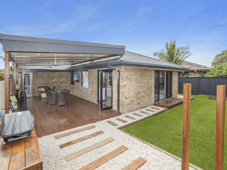 Deck Builder Gold Coast Best Building Extensions Gold Coast 2021