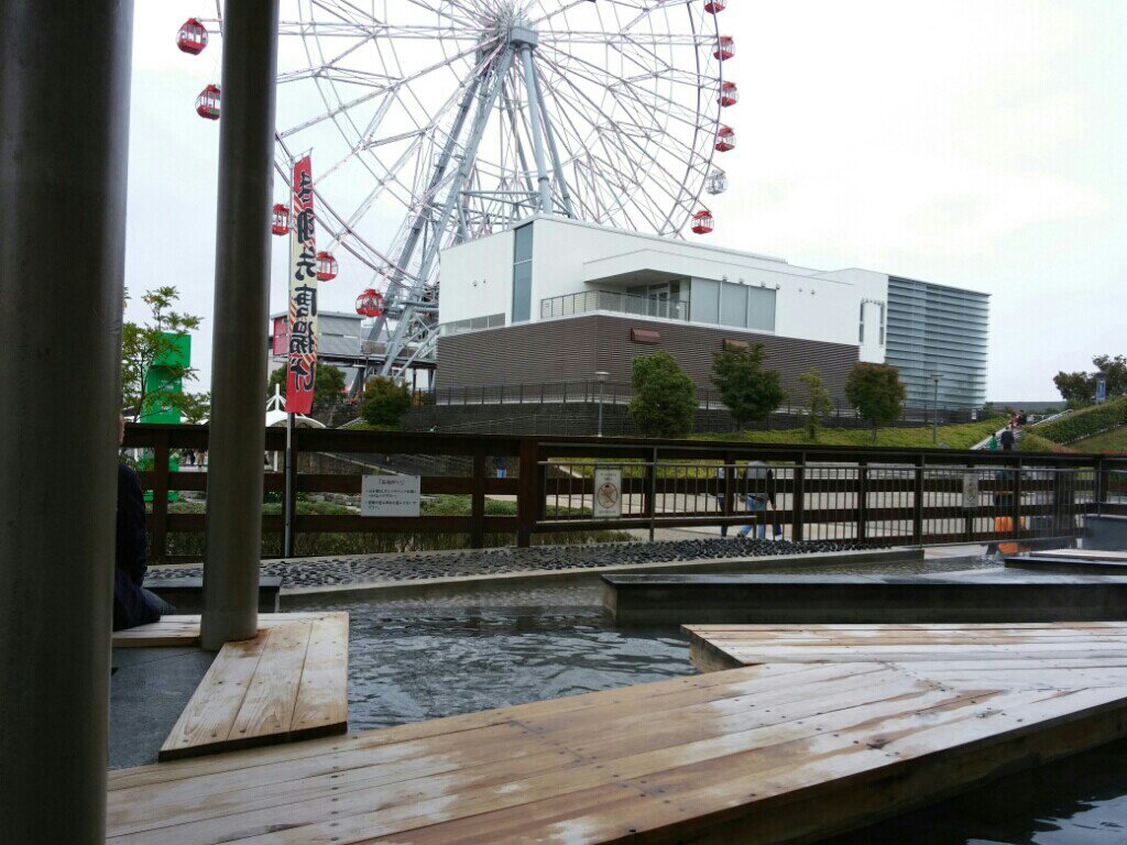 高速サービスエリアの温泉でゆっくり休憩！パパも運転がんばって♪
