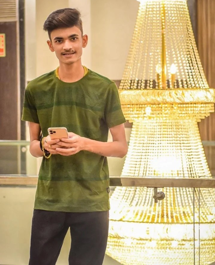 Anurag Dwivedi Profile Contact Details (Phone number