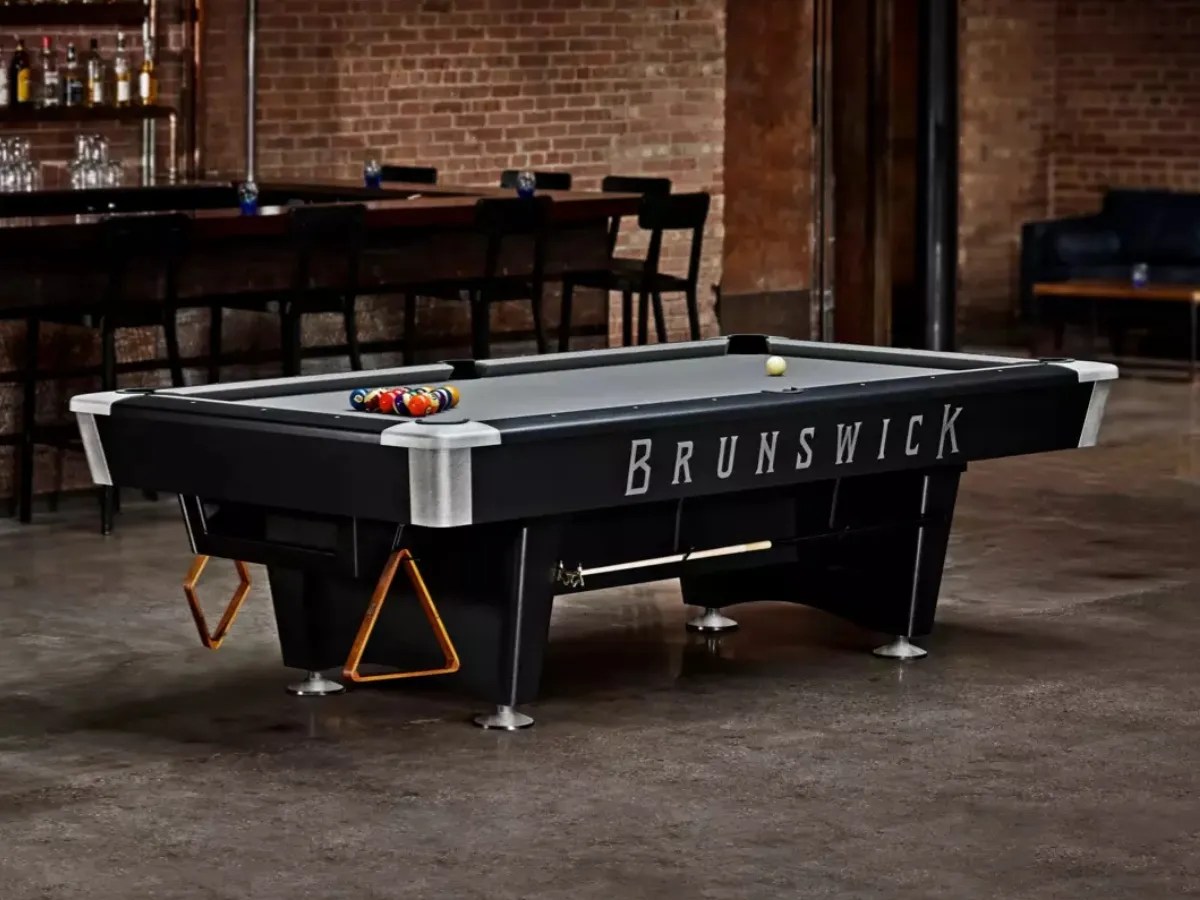 Brunswick Black Wolf Pro Pool Table | Official Import | Interpool