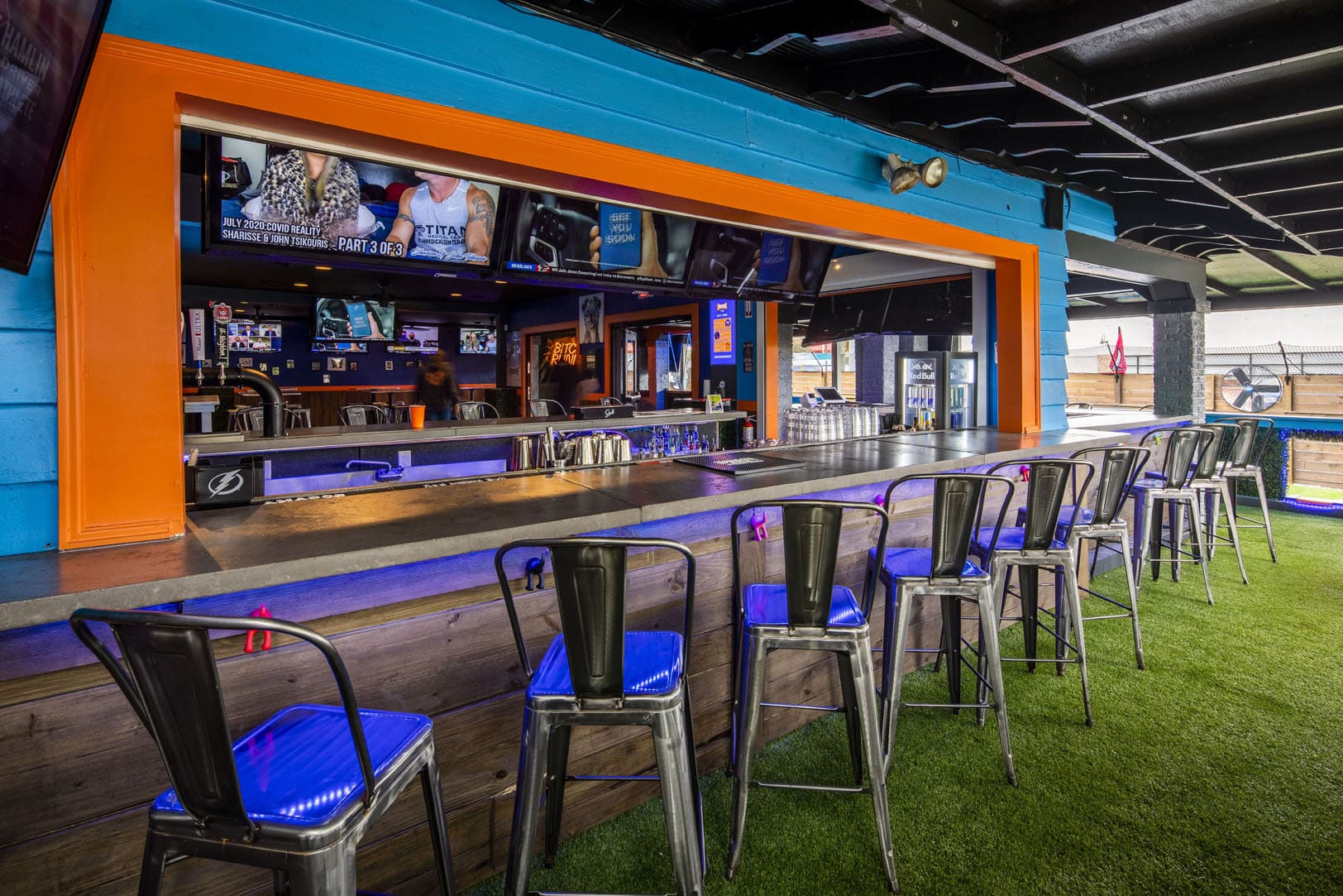 Pups Pub Tampa Interstruct