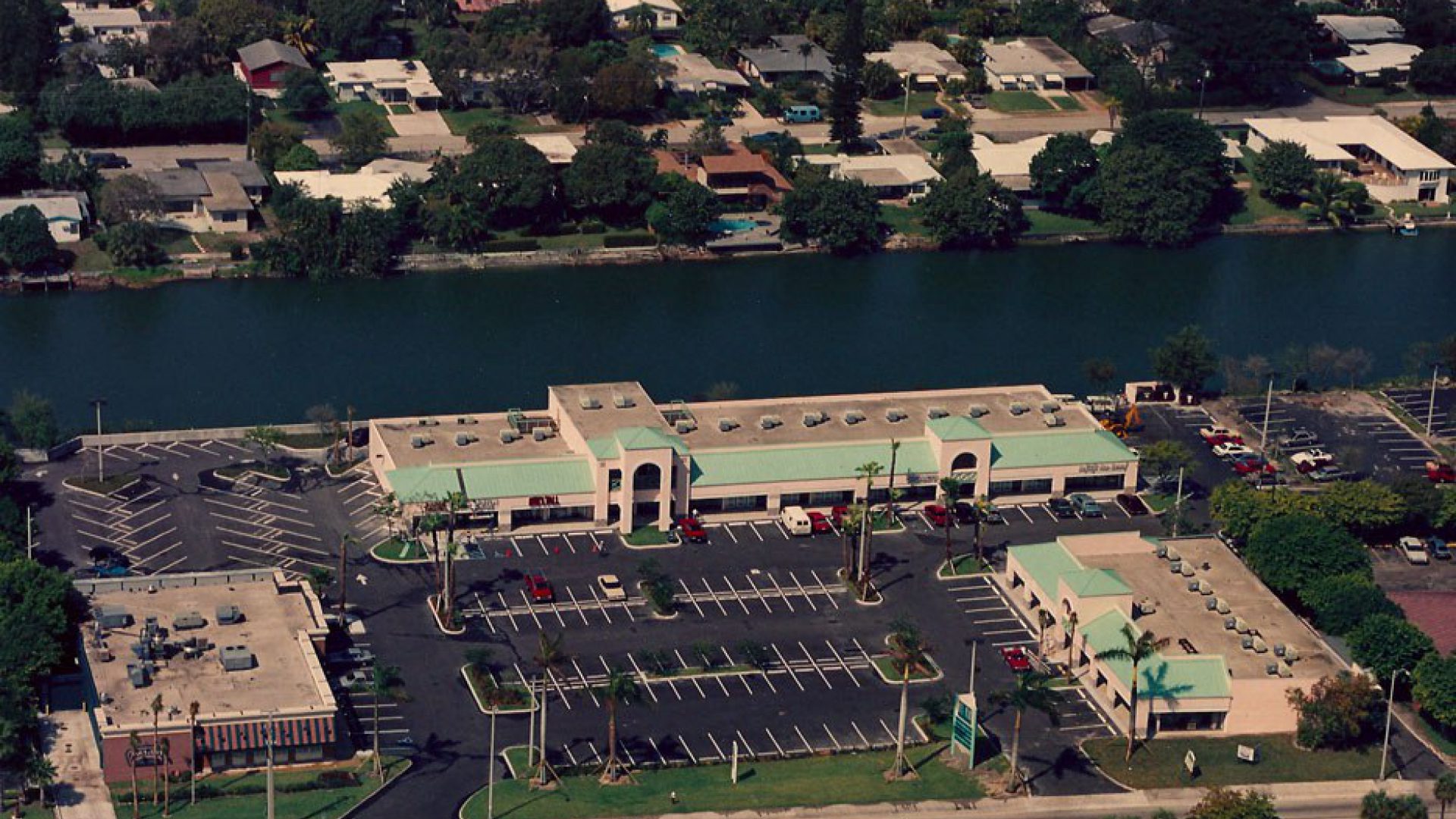 Plaza Del Mar Intervest Properties Privately held Real Estate Investment and Development Company