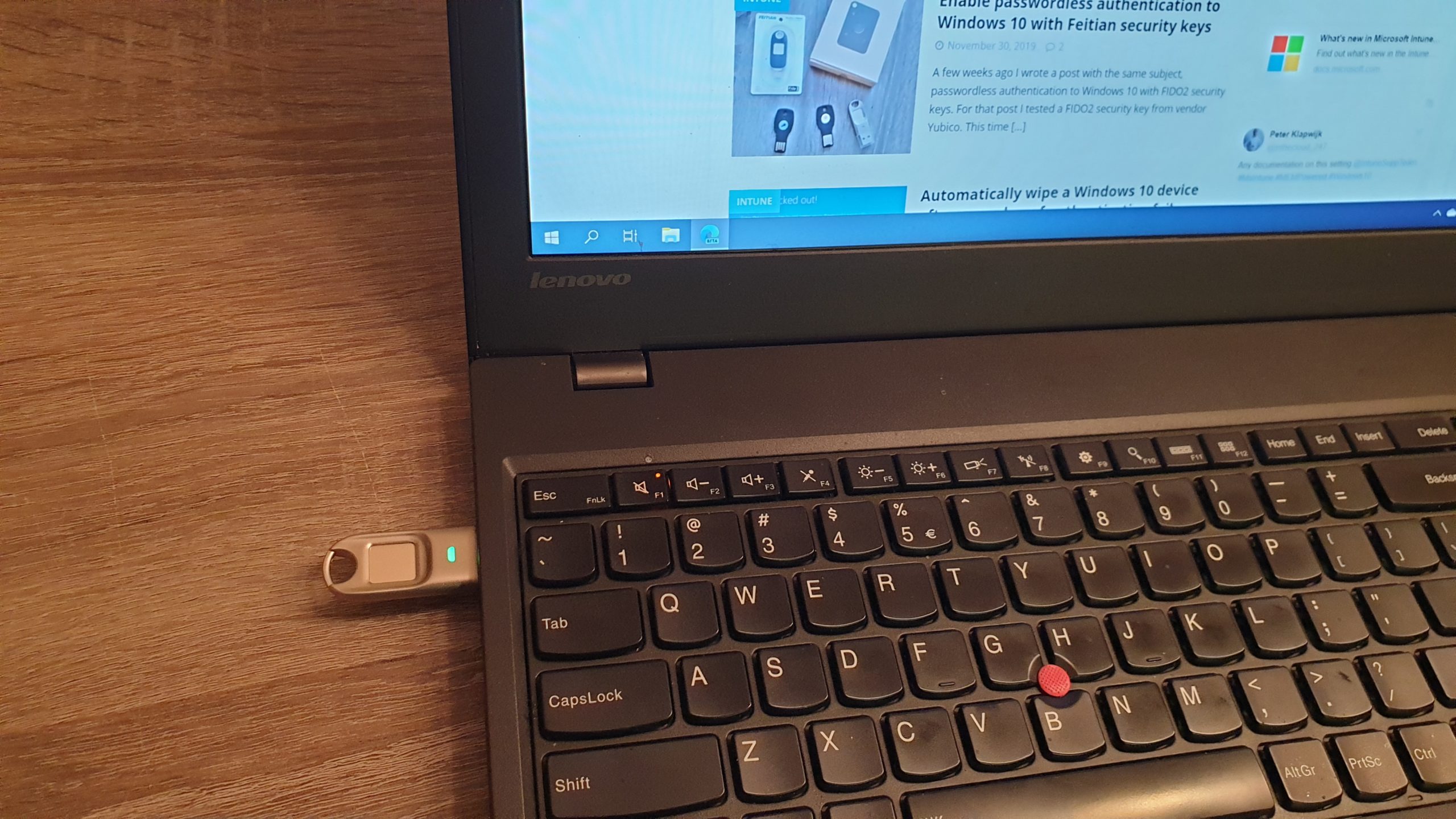 Windows laptop FIDO2 security key Peter Klapwijk In The Cloud 247