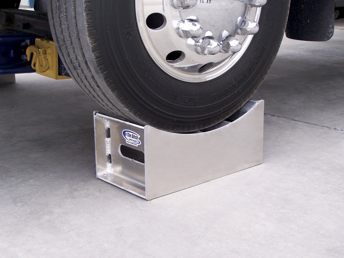 Aluminum Tire Stand In The Ditch Towing Products In The Ditch