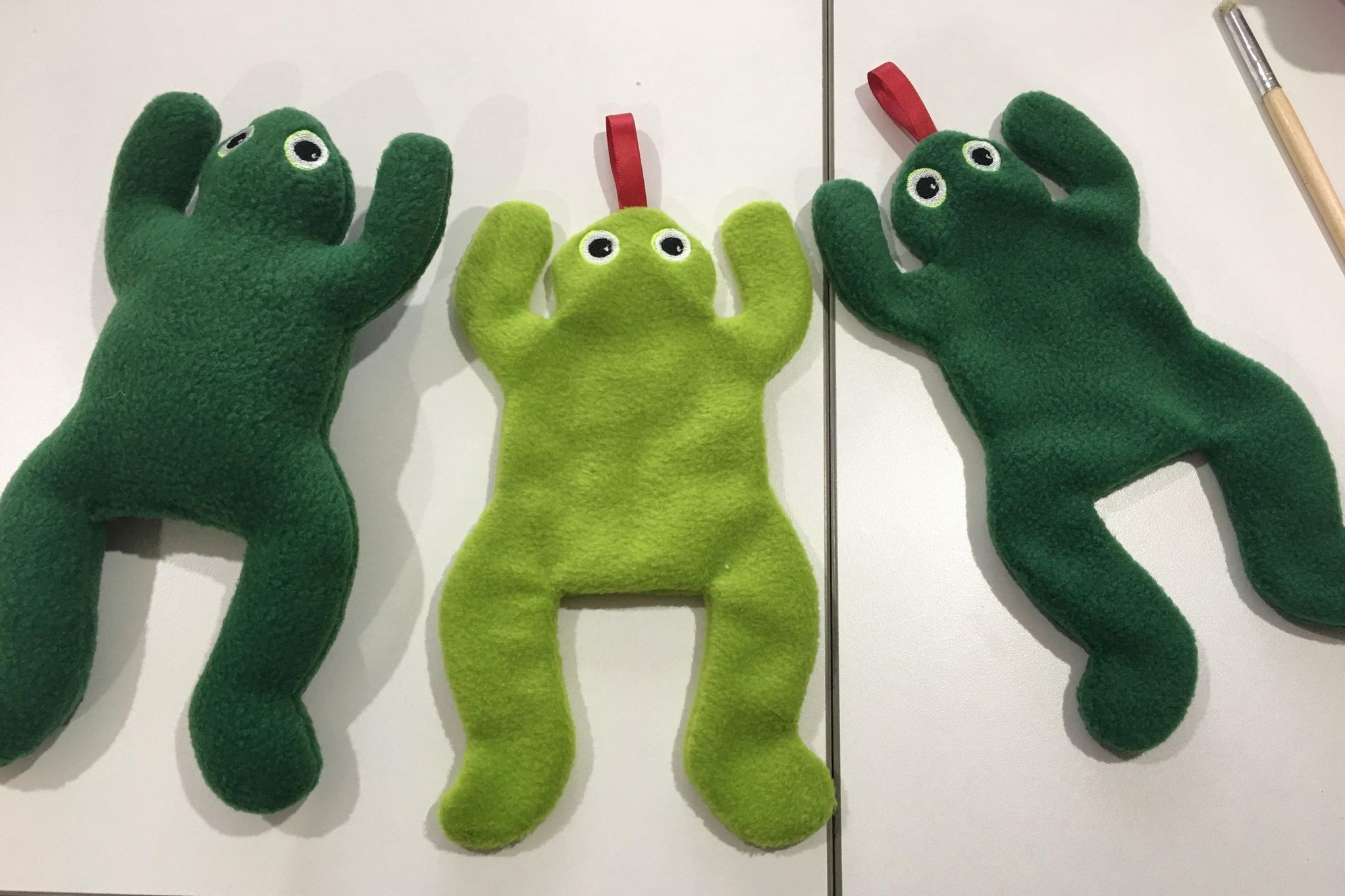 Frog bean bag sensory toy set ITHWL In the Hoop with Lee