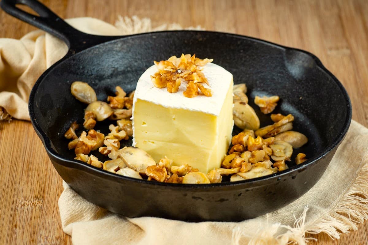 How to Bake Brie Cheese In the Kitch