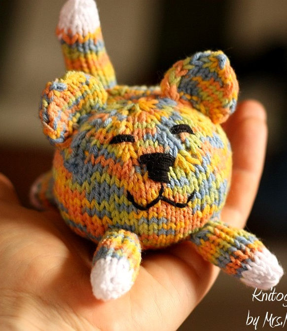 Cat and Kitten Knitting Patterns In the Loop Knitting