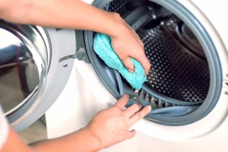 Can You Put Bleach in a Washing Machine?