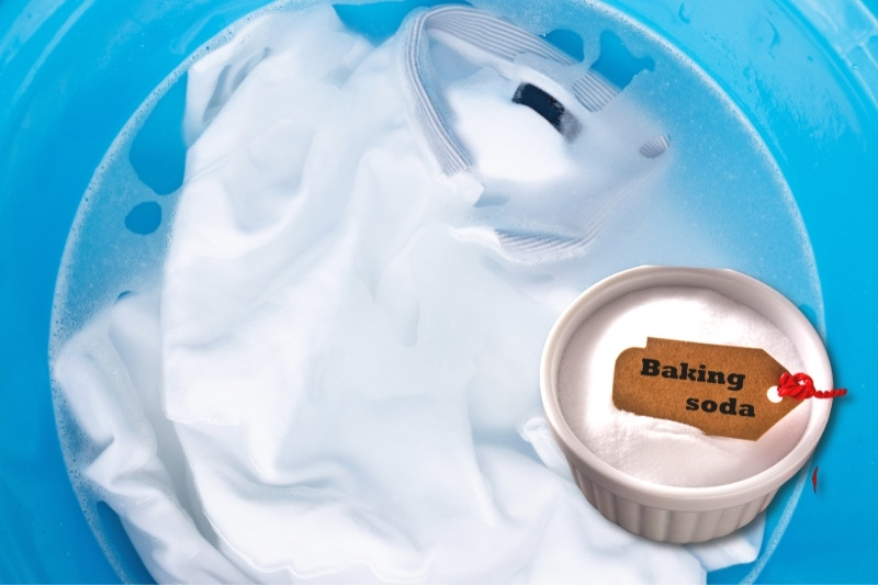 How to Use Baking Soda for Whitening Clothes