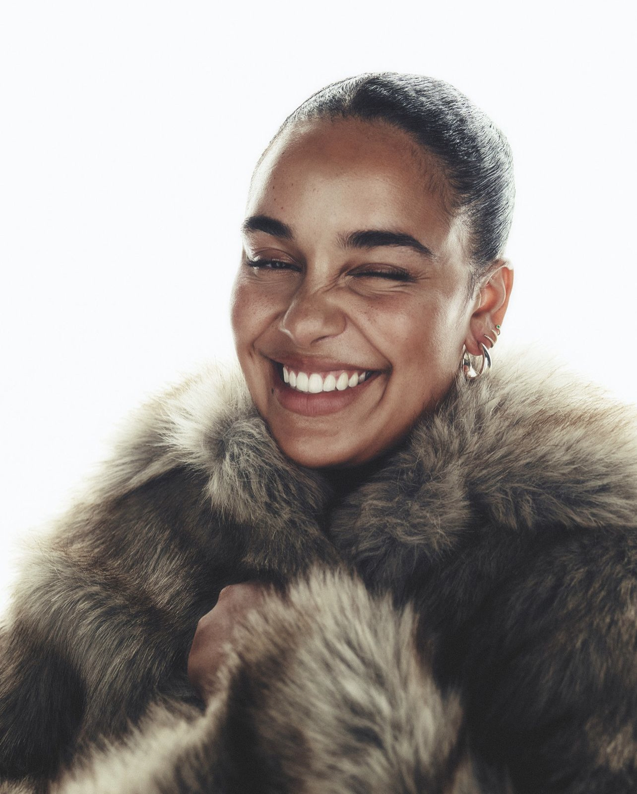 THE BEST UNDER 200 HOLIDAY GIFT GUIDE IN THING