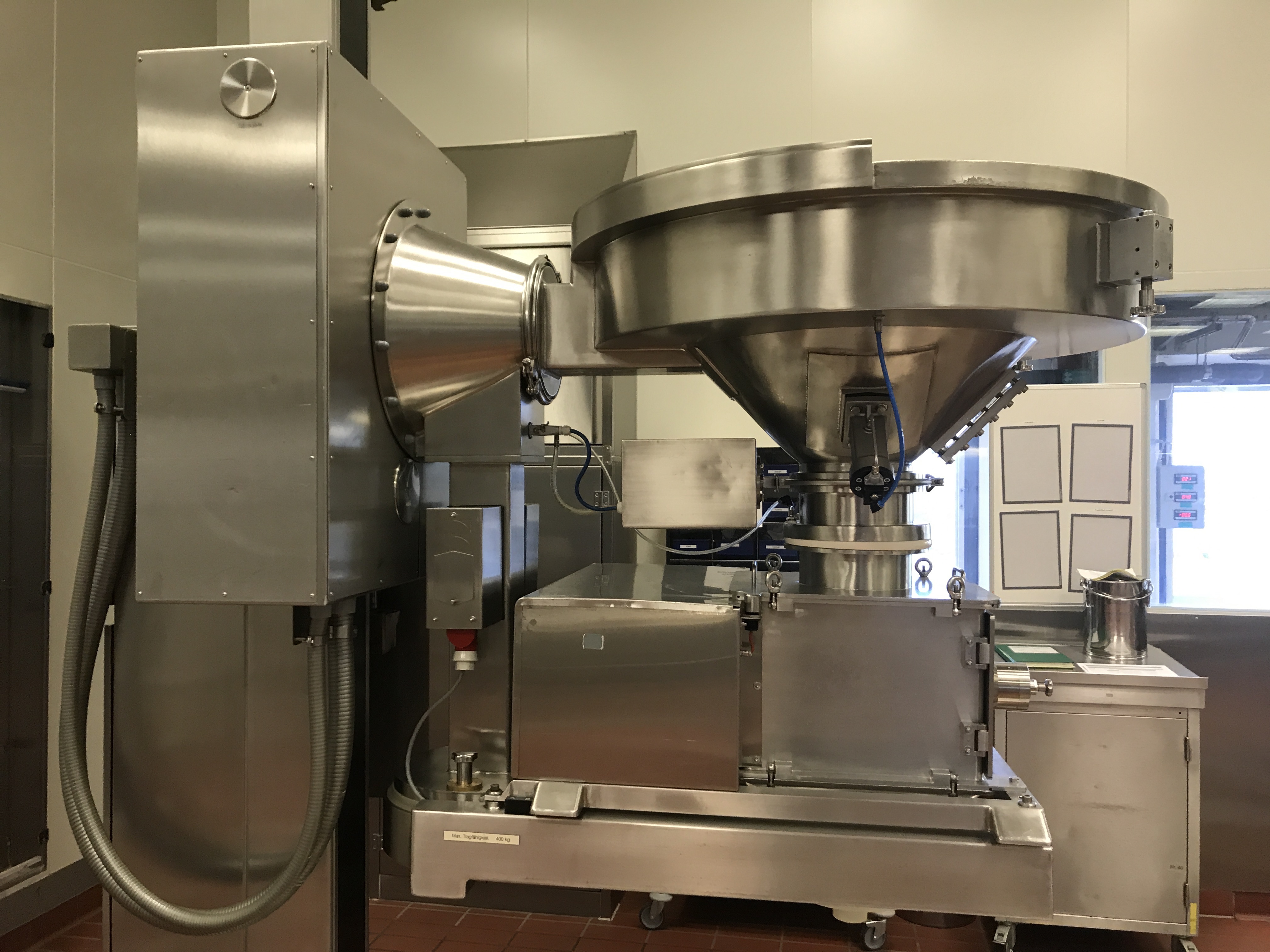 Fluid bed dryer Glatt WSG120 and high speed mixer Diosna V400