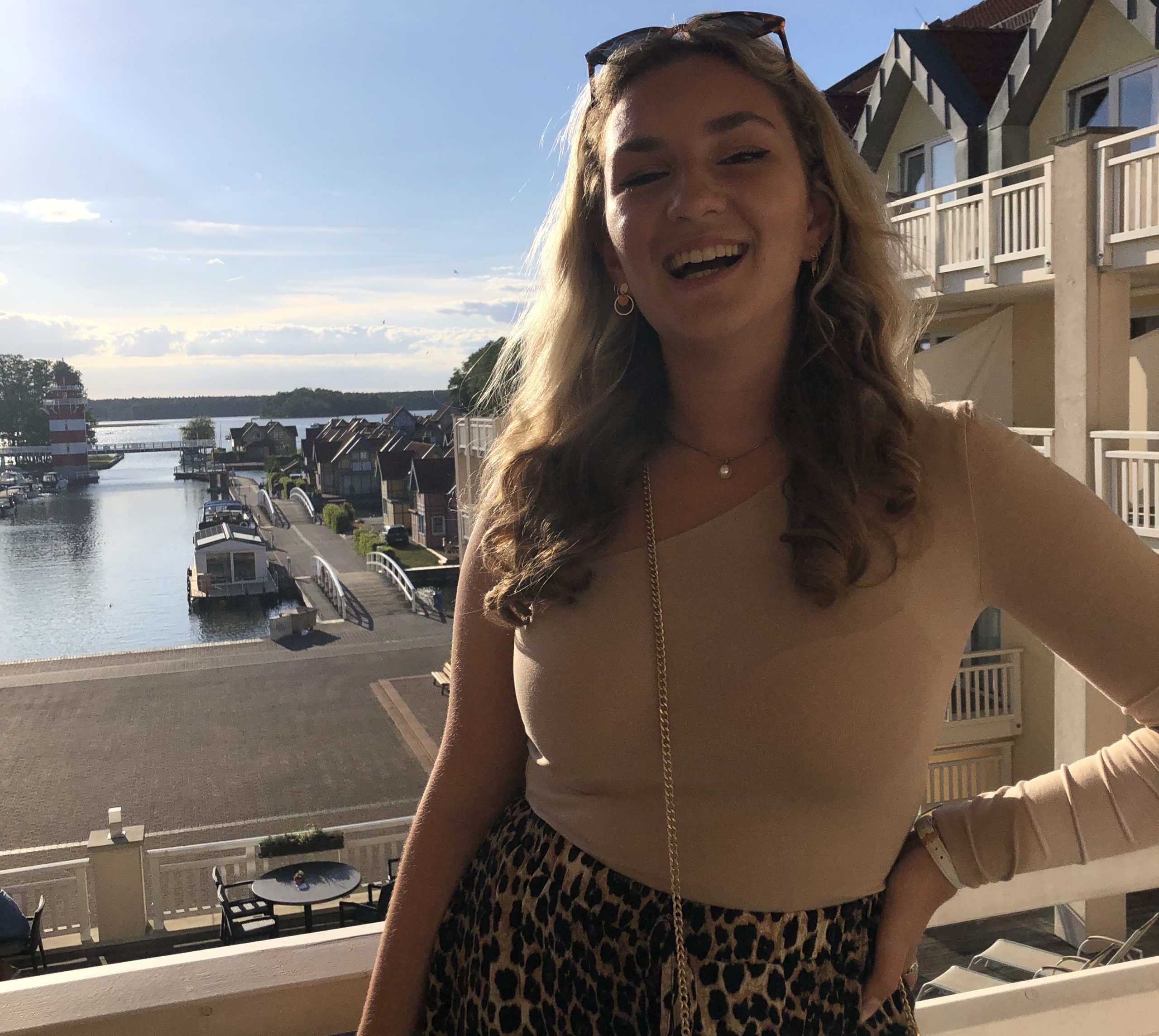 Alina möchte eine Frühförderstelle gründen Dafür studiert sie