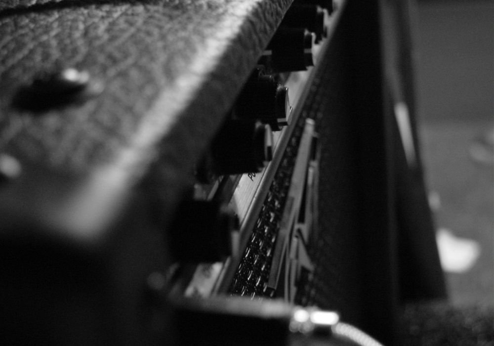 Best Ukulele Amps (2022 Buyer’s Guide) Into Strings