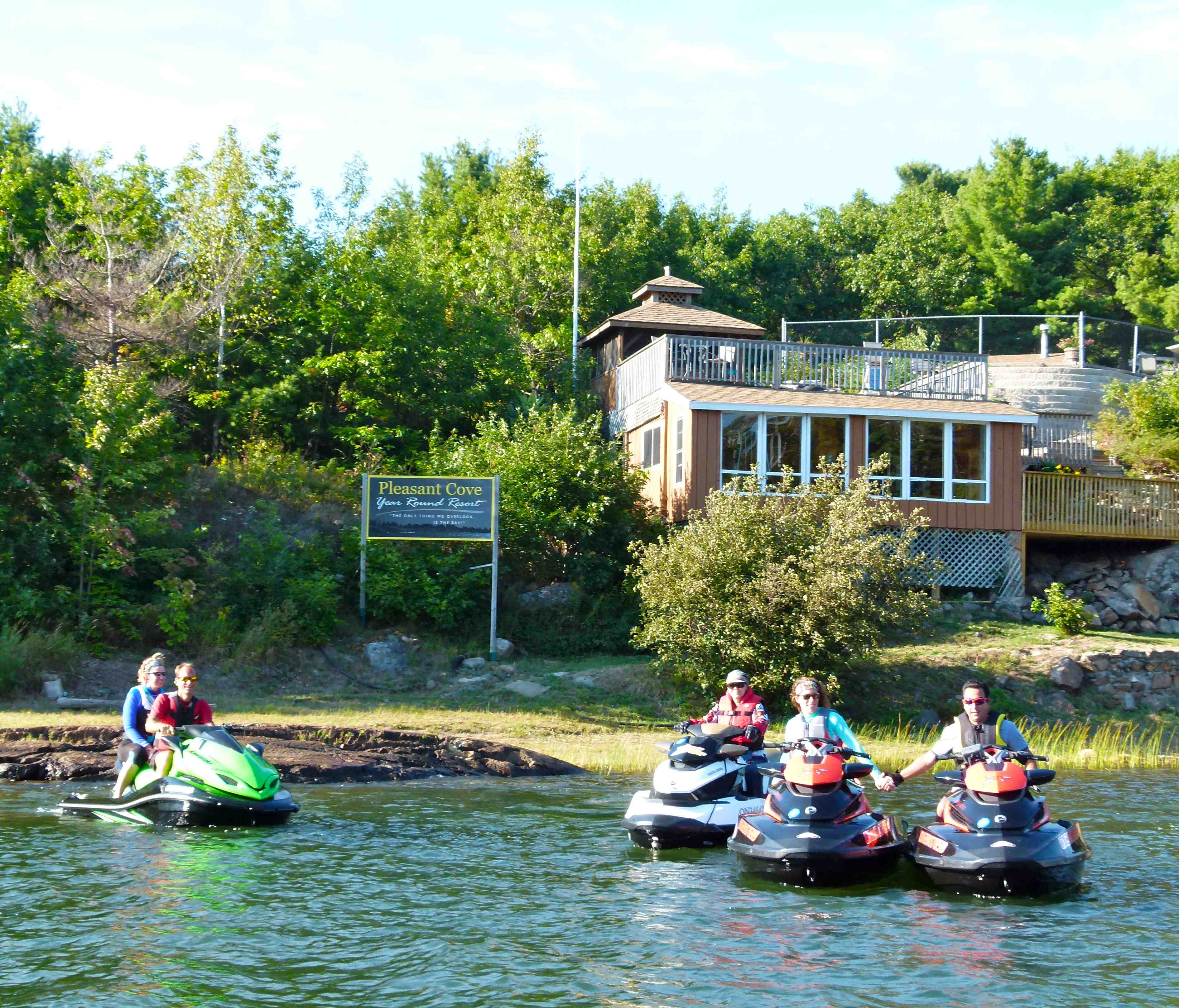 Pleasant Cove Resort Pointe au Baril Ontario Intrepid Cottager