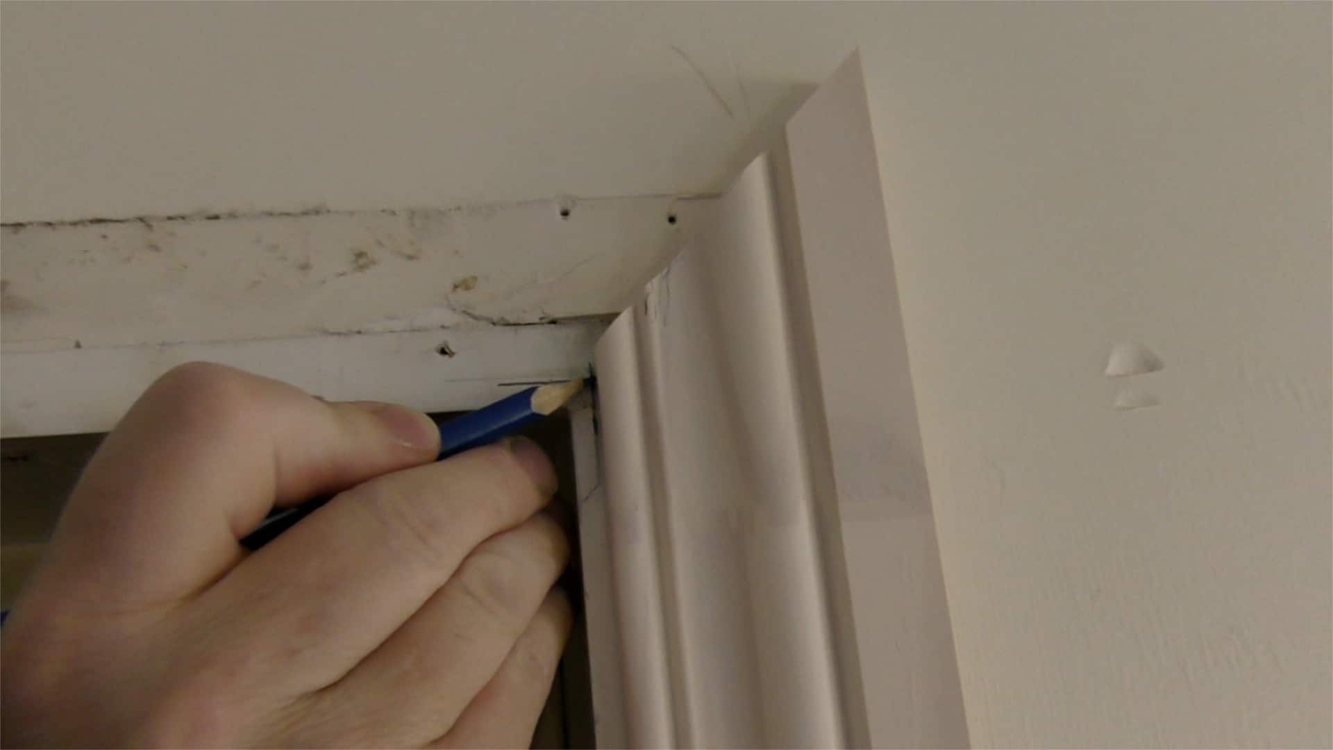 How to install architraves Intrim Mouldings