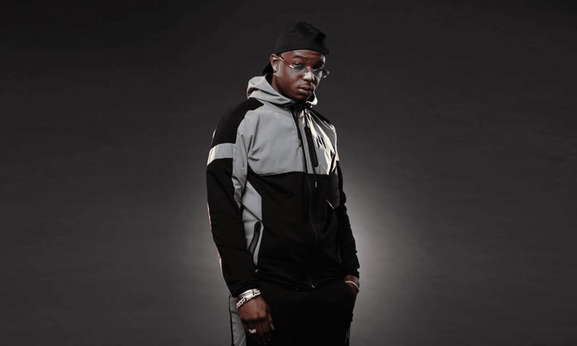 Cette semaine, Ninho a 25 singles classés dans le top 200 français