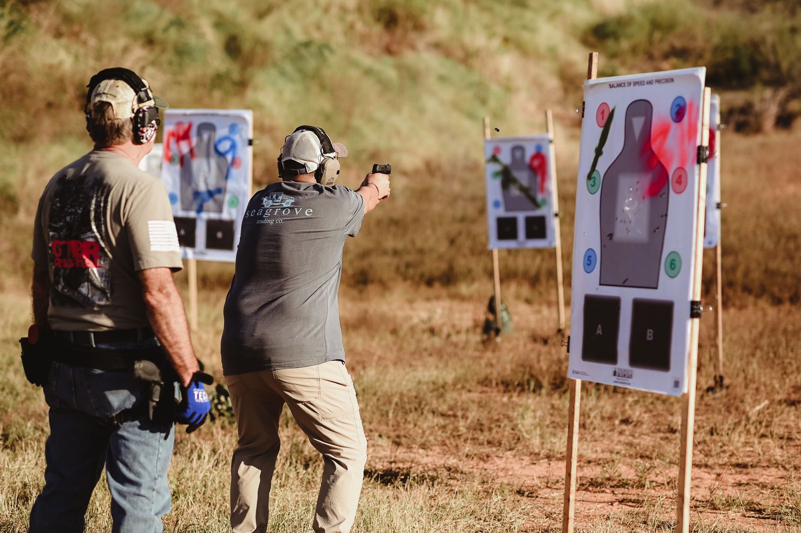 Fundamentals of Intuitive Defensive Shooting Intuitive Defensive Shooting