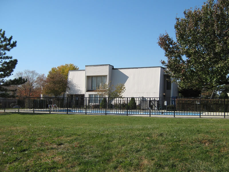 Inverness Gardens, LLC Apartments and Townhouses in Findlay, Ohio