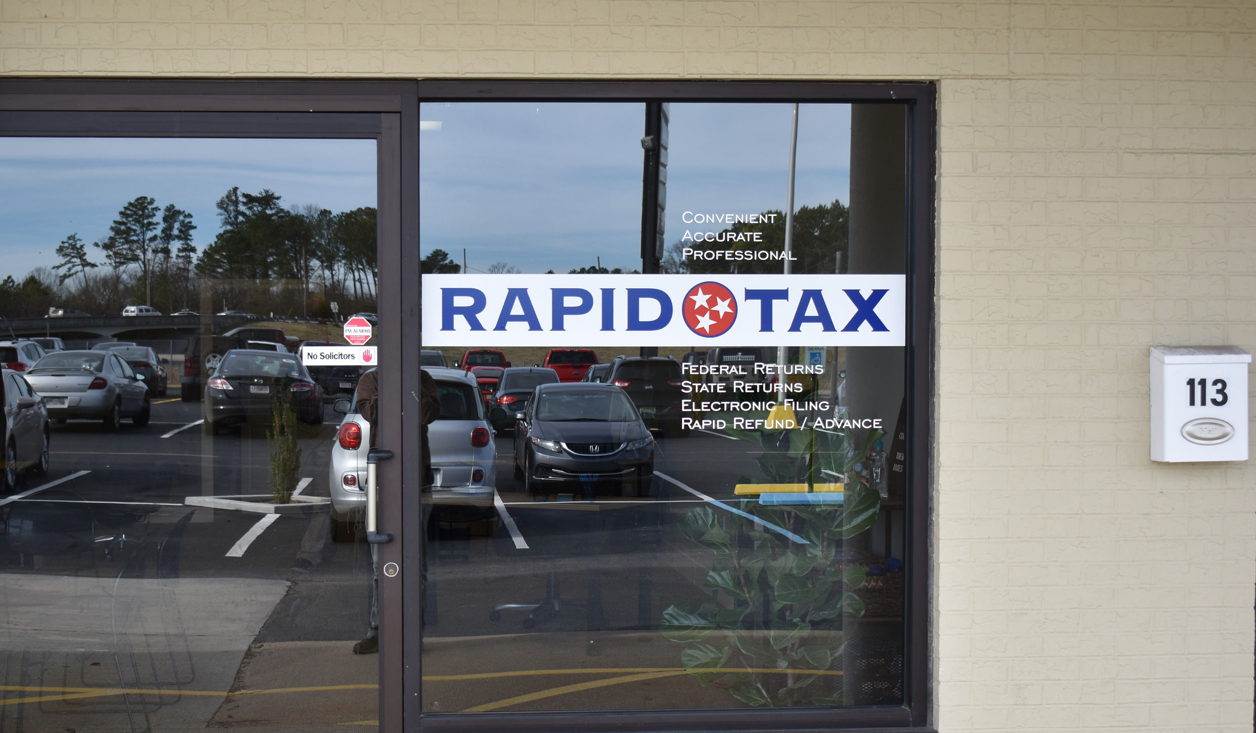 Rapid Tax InView Graphics & Signs
