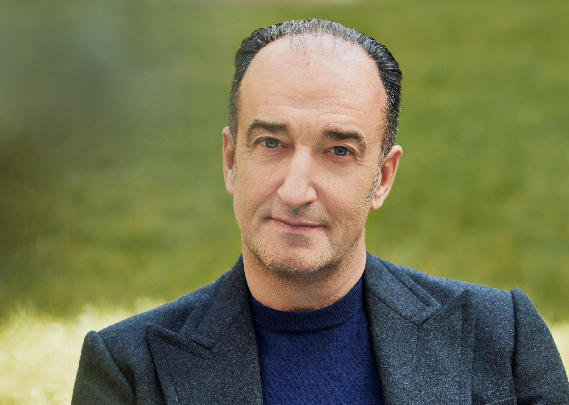 Kering Eyewear Completes the Acquisition of UNT