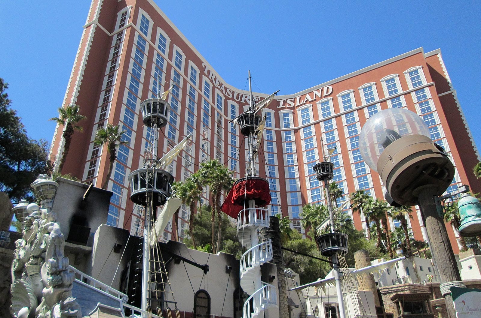 Treasure Island Las Vegas Nevada At Day Invision Studio