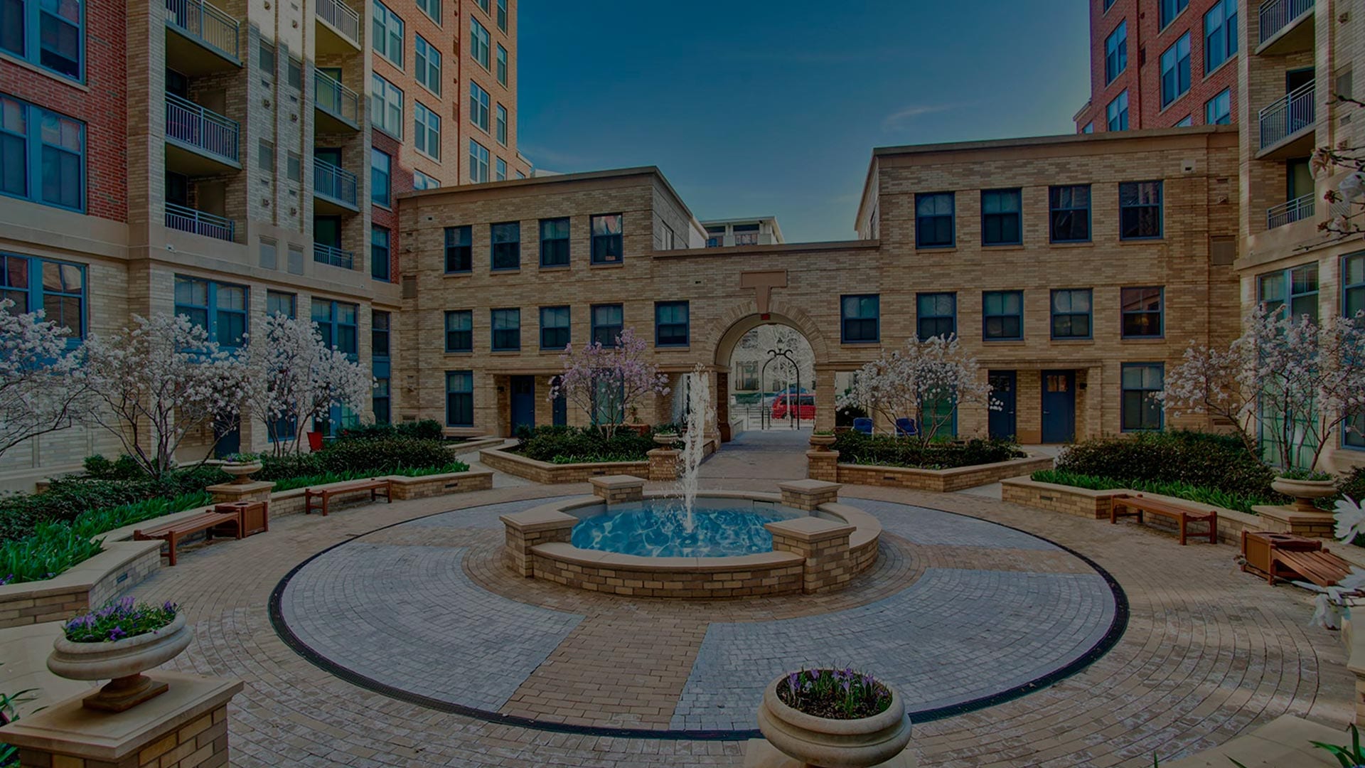 CBREHeroImage CBRE MultiFamily Virtual Tours CBRE Virtual Tour
