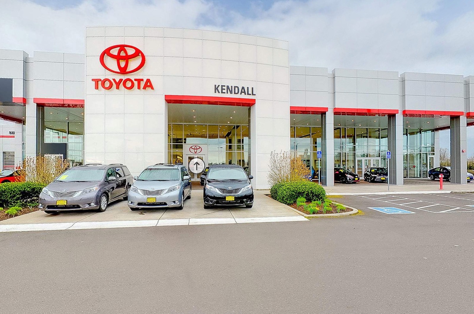 Drive Sales with 360 Virtual Tours for Auto Dealerships Innovative