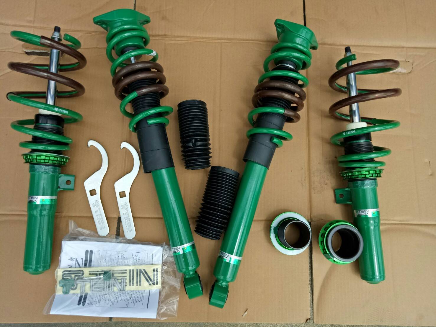 โช็คอัพ สตรัทปรับเกลียว TEIN STREET ADVANCEZ (ปรับ 16 ระดับ) ใส่สำหรับ