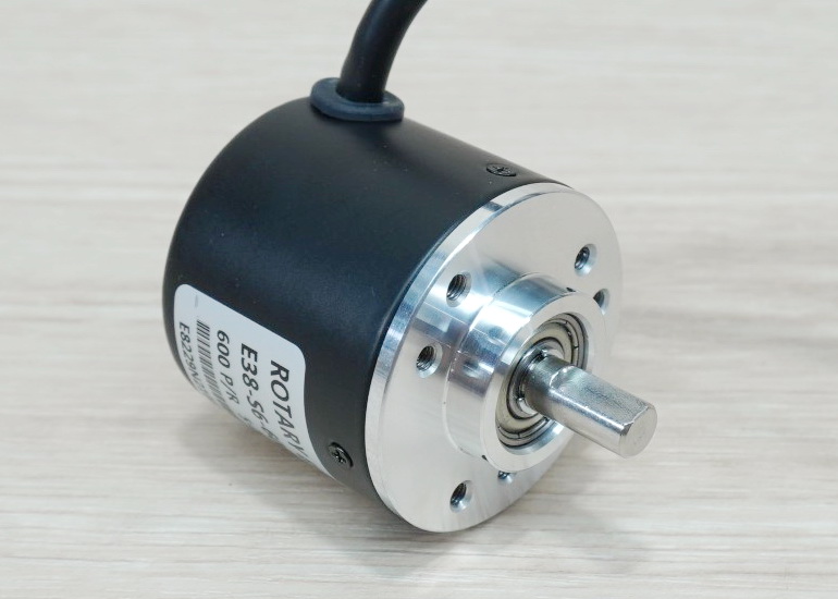 600P/R Incremental Rotary Encoder (E38S66002N24) Shaft 6mm, Cable