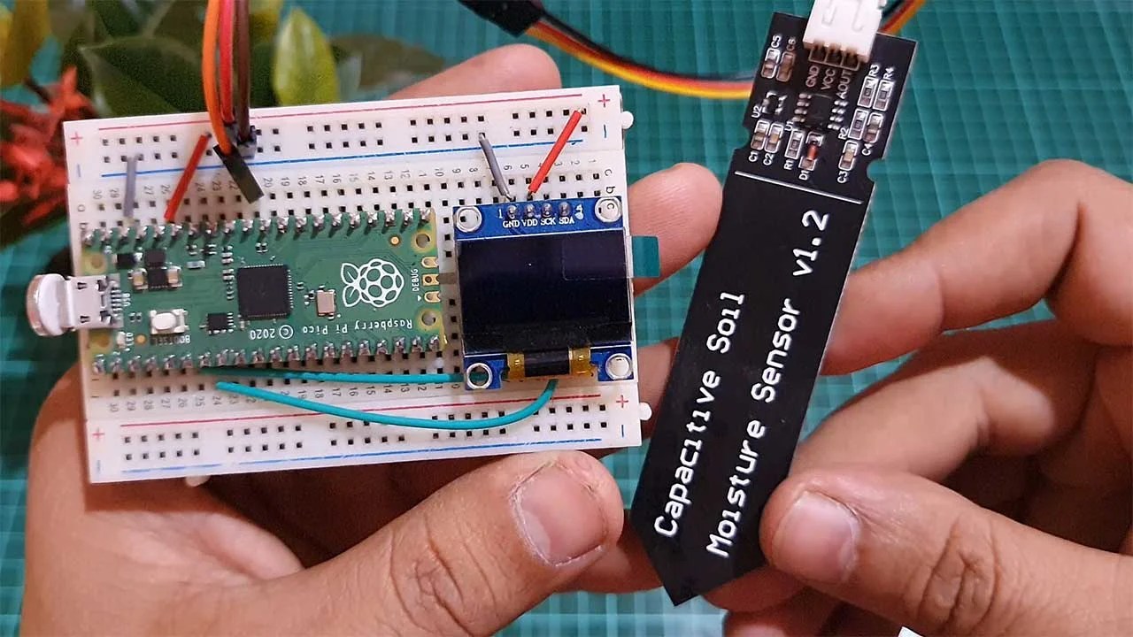 Capacitive Soil Moisture Sensor with Raspberry Pi Pico