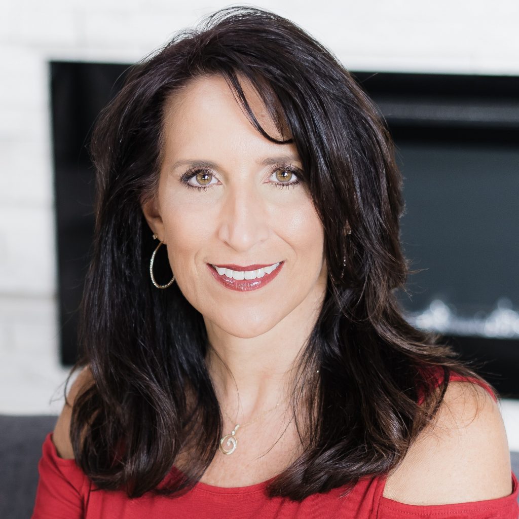 Deanna Roth, REALTOR® CENTURY 21 Signature Real Estate