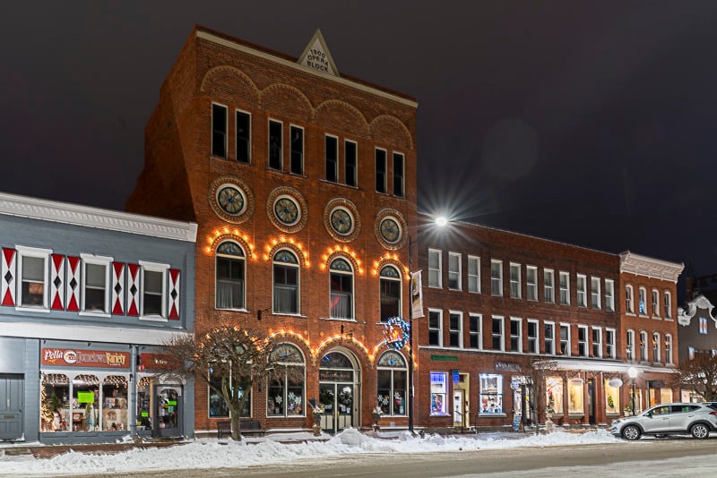 Shopping and a winter walk in Pella, Iowa. Iowa Road Trip