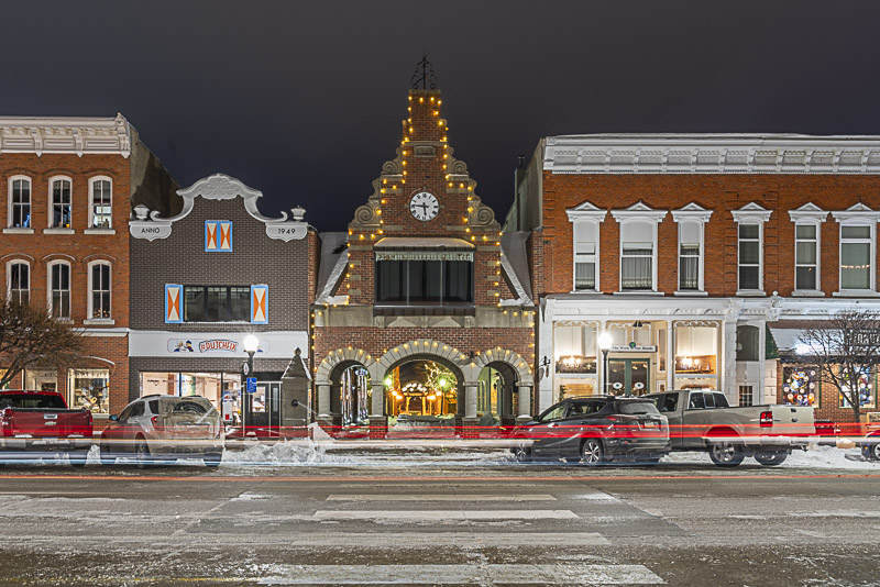 Shopping and a winter walk in Pella, Iowa. Iowa Road Trip