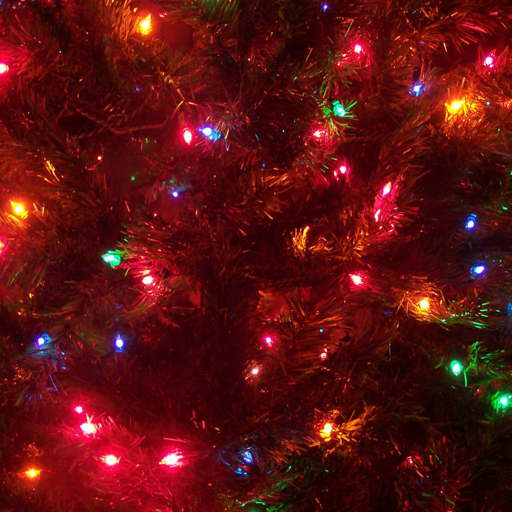 Christmas Tree iPad Wallpaper