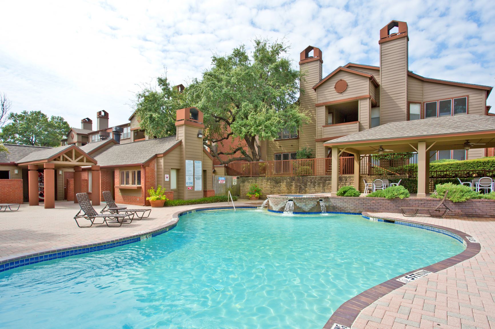 Institutional Property Advisors Completes Metroplex Multifamily