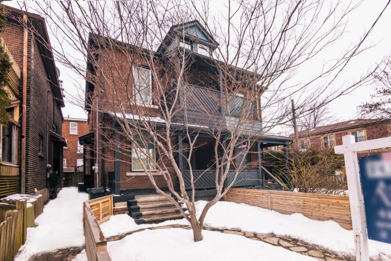 22 Strickland Ave Ipekian Real Estate