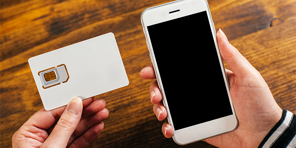 iPhone XS/XS Max/XRに搭載されているeSIMとは iPhone大学