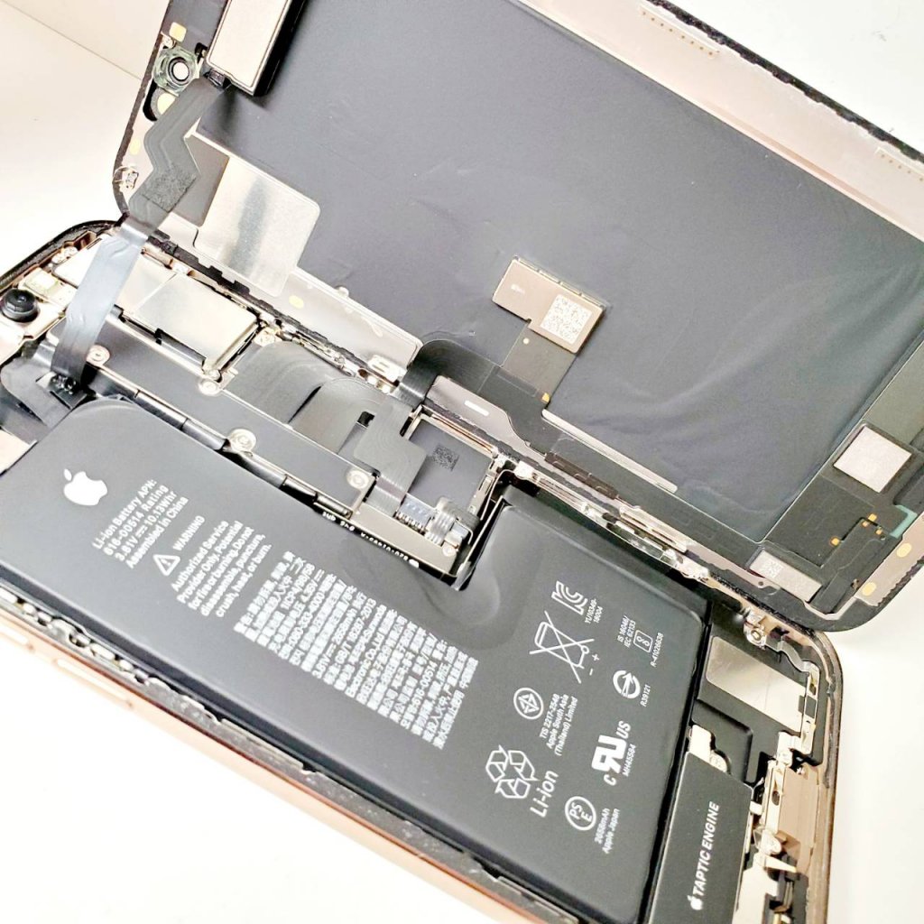 iPhoneXS バッテリー交換
