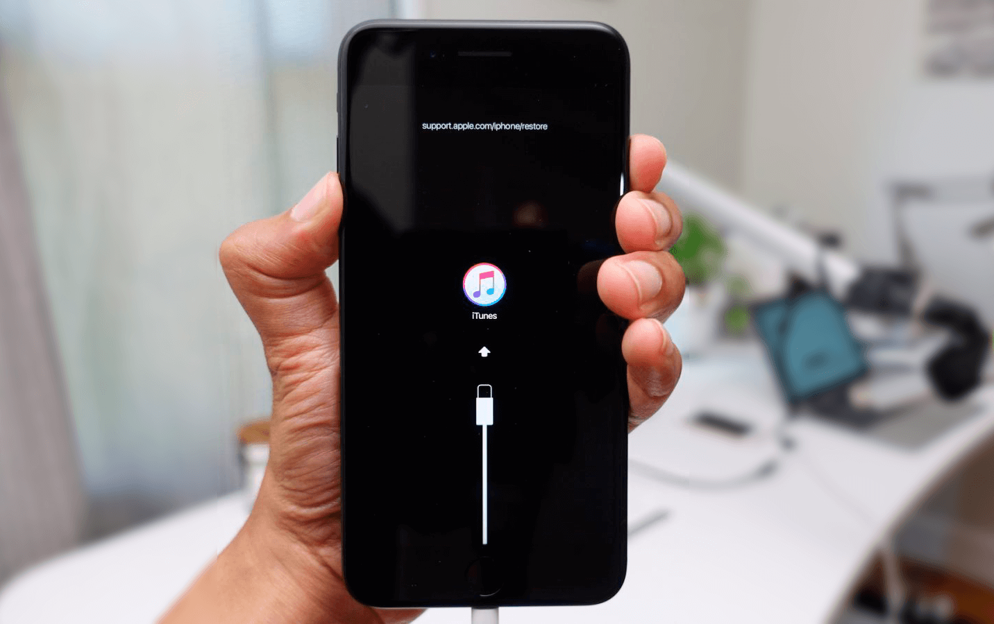 ¿Cómo ingresar al modo DFU en un iPhone X, iPhone 8 y iPhone 8 Plus?