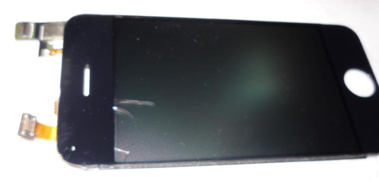 Ah, Cracked my iPhone LCD Broken iPhone Display Pics iPhonehelp