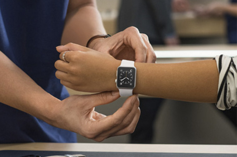 Elegir el tamaño correcto de Apple Watch. ¿Cómo saber qué hora es en Apple  Watch si no está en tu muñeca? Entonces, Apple Watch es el mismo iPhone,  solo que pequeño y