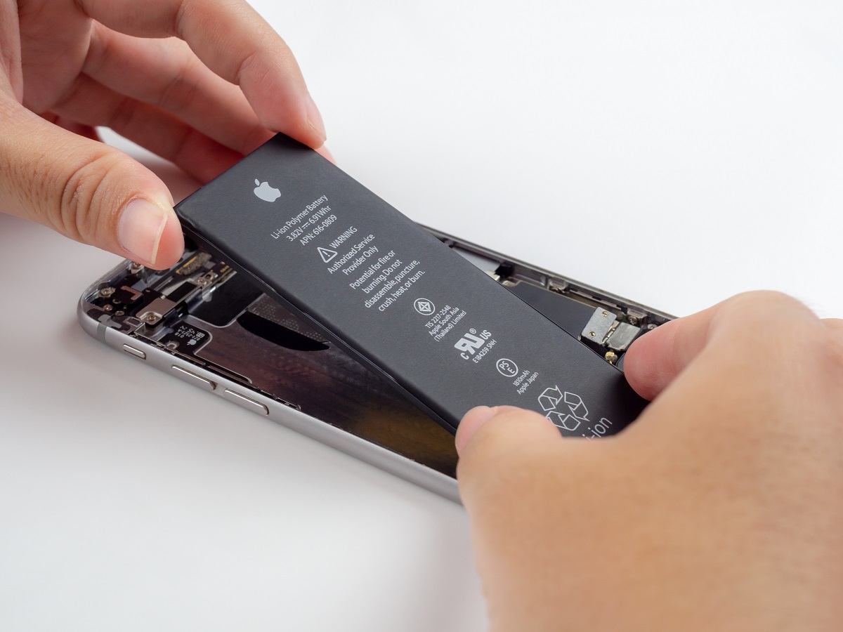 Cómo cambiar la batería del iPhone iPhoneSoftware
