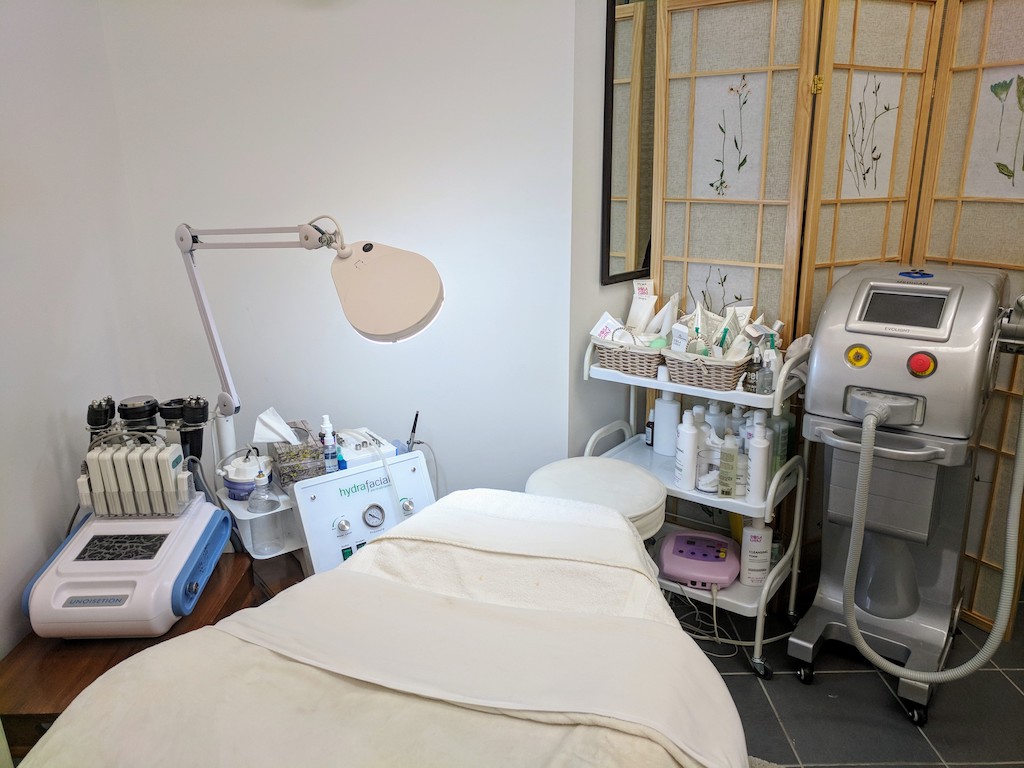 Laser hair removal Montreal • Facial rejuvenation • IPL Lab