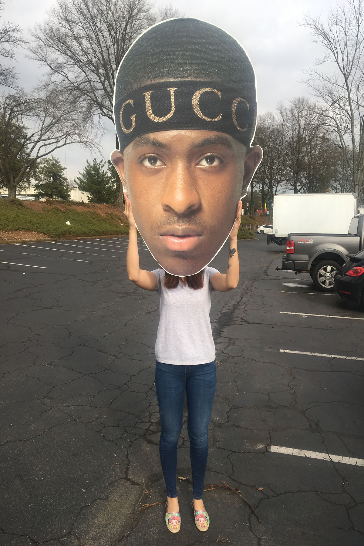 Head cutout signs iPromo Network