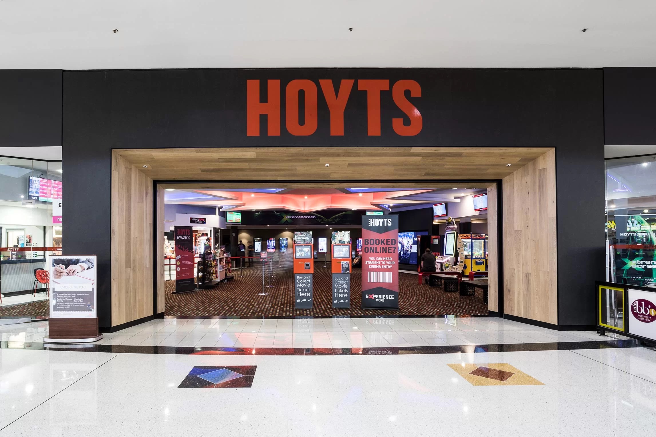 Hoyts Cinemas, Stafford iQ Construct Hospitality Projects