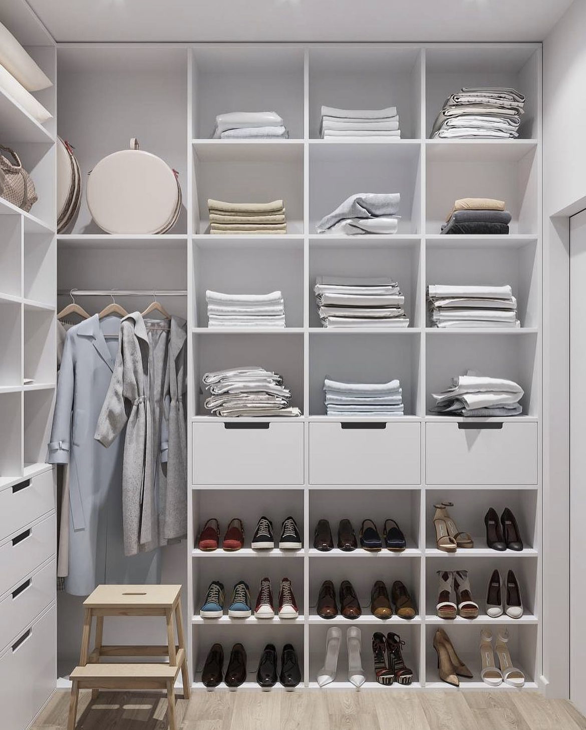 Custom wardrobes in Costa Blanca create your dream closet