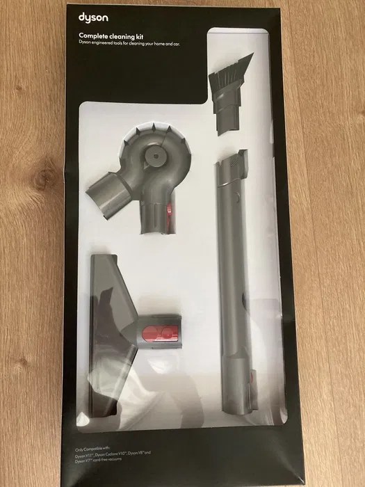 Nowy Dyson complete cleaning kit / zestaw szczotek / końcówek Warszawa