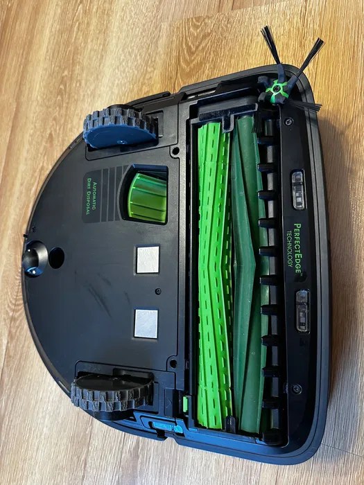 IRobot Roomba S9+ wraz ze stacją oczyszczająco ładującą Clean Base