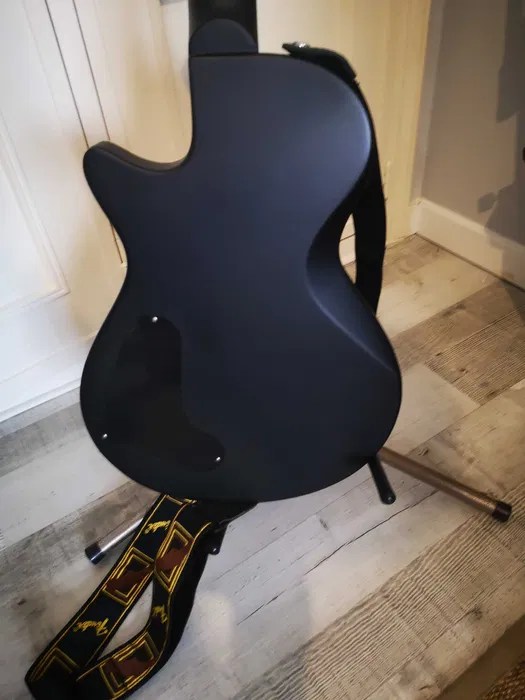 Guitarra Hagstrom Ultra Max satin blackburst Odivelas • OLX.pt