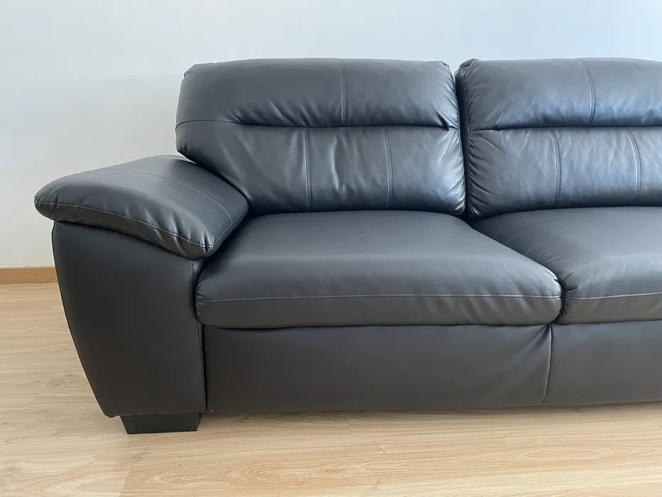 Sofás IKEA praticamente novos pouco uso. Quinta do Conde • OLX Portugal